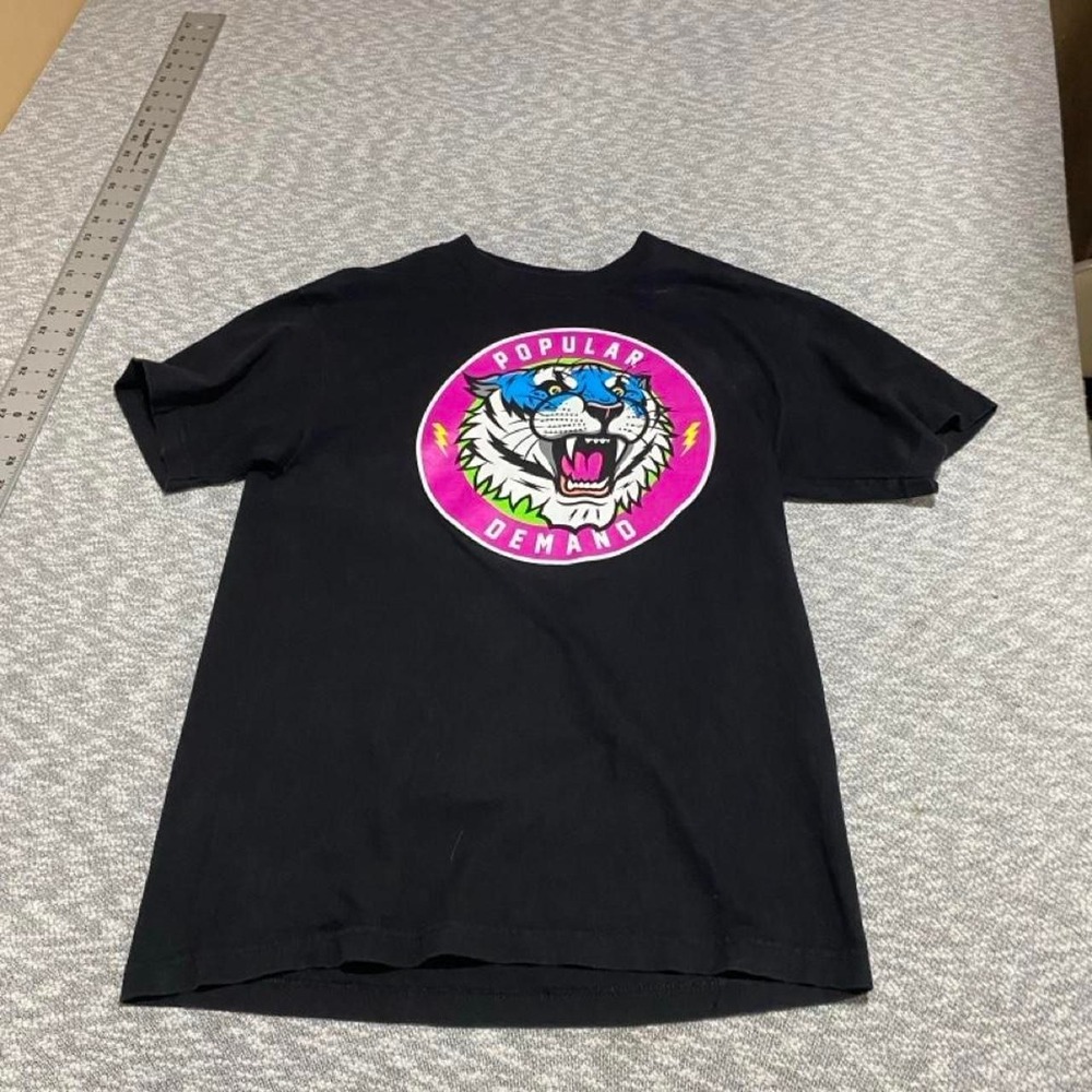 Popular Demand black cotton t-shirt size M. SKU-B404